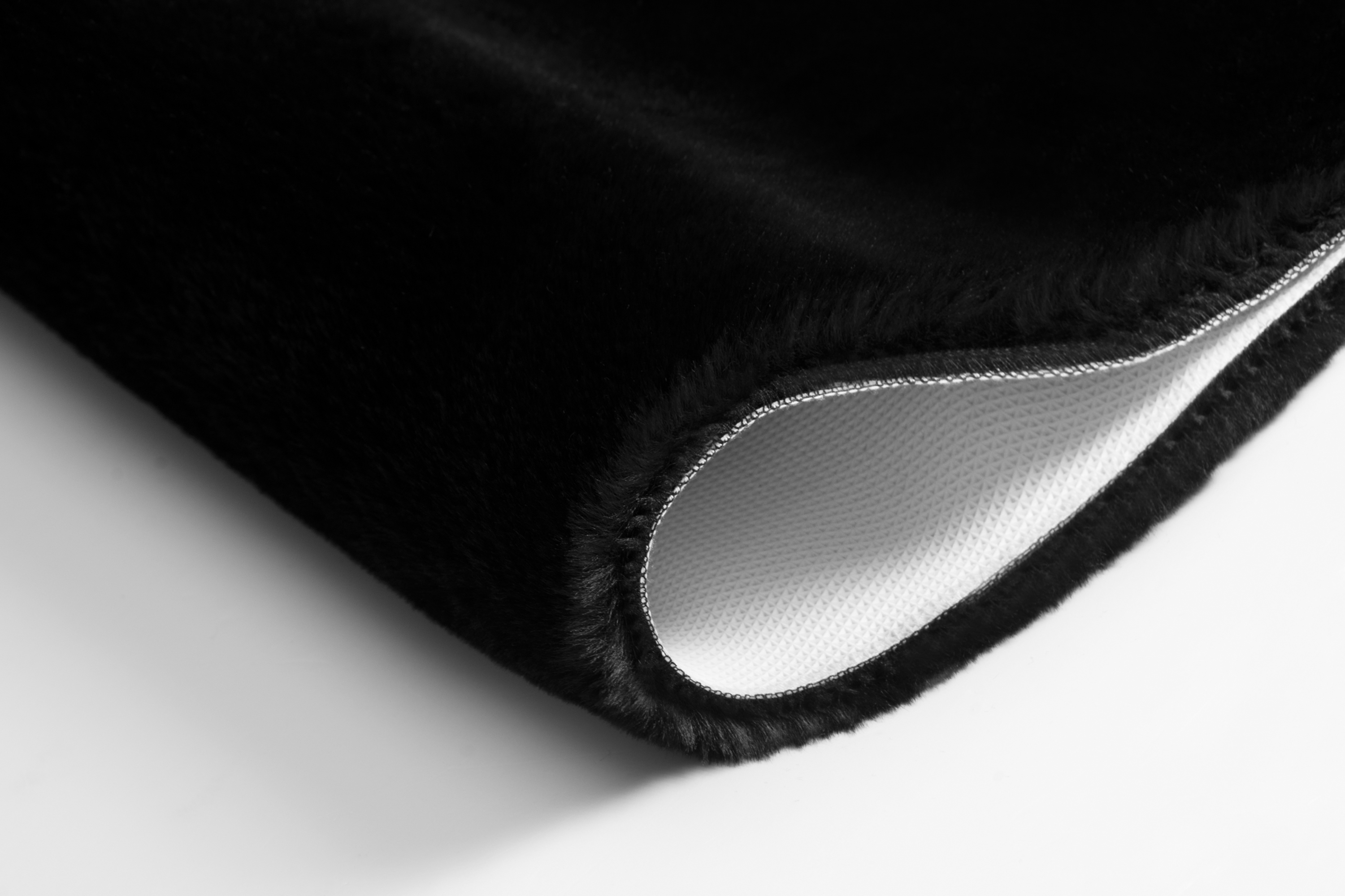 Badteppich Cony Oval, Schwarz, 60x110 cm Badteppich Cony Oval, Schwarz, 60x110 cm