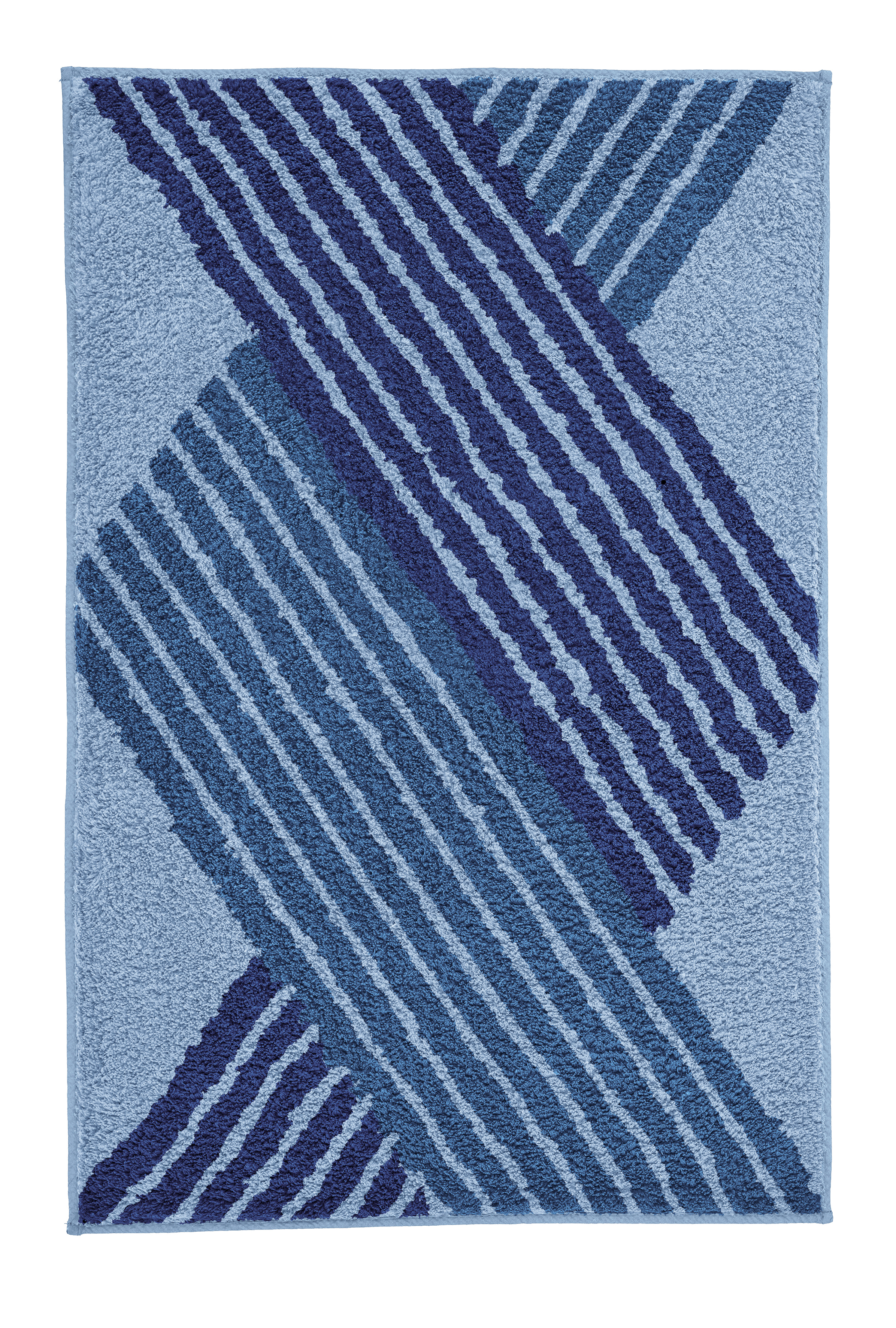 Blaue Badematte mit geometrischem Streifenmuster in verschiedenen Blautönen, weiche Textur, ideal für Badezimmer.