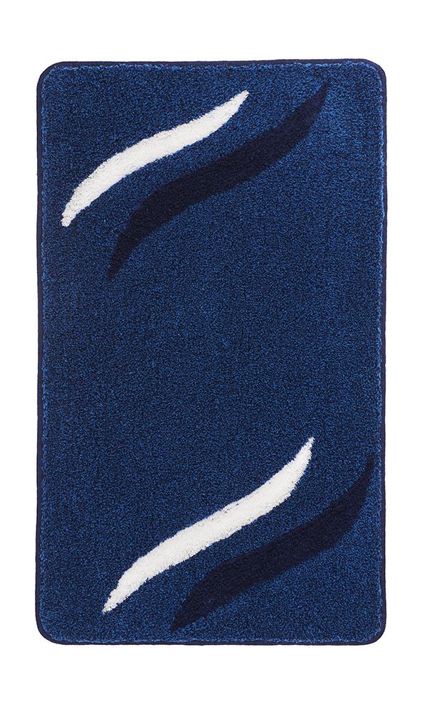 Blaue Badematte mit weißen und dunkelblauen geschwungenen Streifen, rechteckig, weiche Textur, modernes Design.