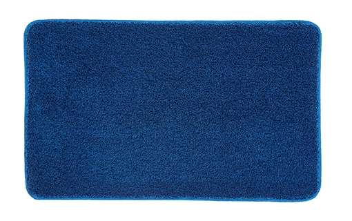Blaue rechteckige Badematte mit weicher, flauschiger Oberfläche.